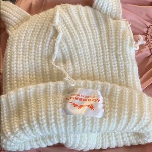 Cream Knit Kids Hat NWOT Super Soft